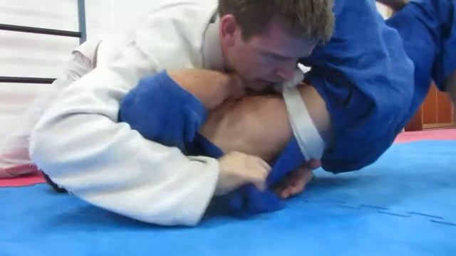 Тренировочный мастер класс по бразильскому джиу джитсу Севастополь смотреть онлайн