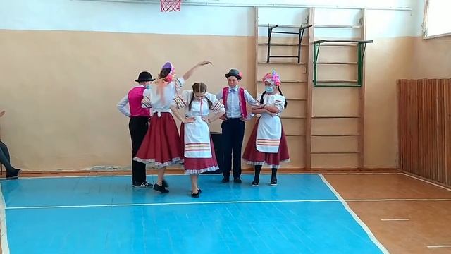 День единства народов Казахстана, 6 класс смотреть онлайн