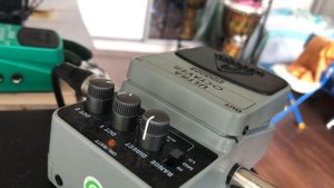 Enya EA-X1+~~~Behringer ULTRA OCTAVER UO300~~~NUX ACOUSTIC 30. (Chorus2, Reverb4)