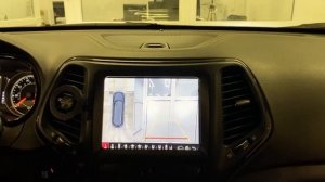 Новая жизнь Jeep Cherokee. Круговой обзор + CarPlay