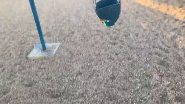 Angry Birds Plush: Hal and Chuck Go To The Park смотреть онлайн