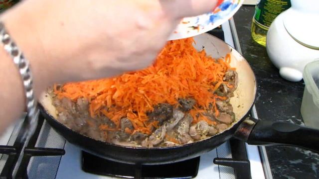 КУРИНЫЕ. ЖЕЛУДОЧКИ . ГУЛЯШ. КАРТОШКА.  Секрет приготовления.