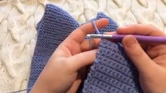 как вязать ушки зайки, как пришивать пуговицу, стильный бесшовный комбинезон-часть 4 смотреть онлайн