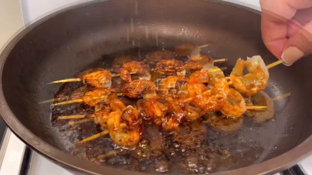 Делюсь супер рецептом. Шашлык из креветок с кунжутом. Вкусно, аппетитно, и очень празднично смотреть онлайн