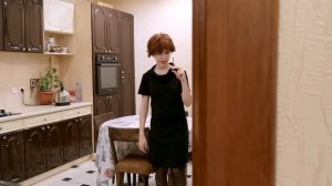 Злая училка в бешенстве. Стащили все вещи злюки. Серия 2