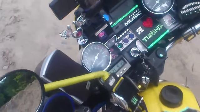 Блондин на природе мотоцикл минск-honda ПОДПИШИСЬ РЕБЯТКА! смотреть онлайн