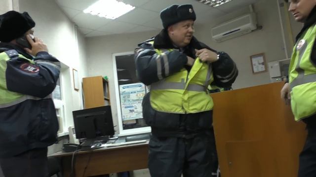 #2 | С ПОСТА ДПС УДАЛОСЬ ЗАБРАТЬ ПОХИЩЕННОЕ СОТРУДНИКОМ... смотреть онлайн