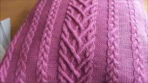 Наволочка на диванную подушку спицами. Ч. 3.