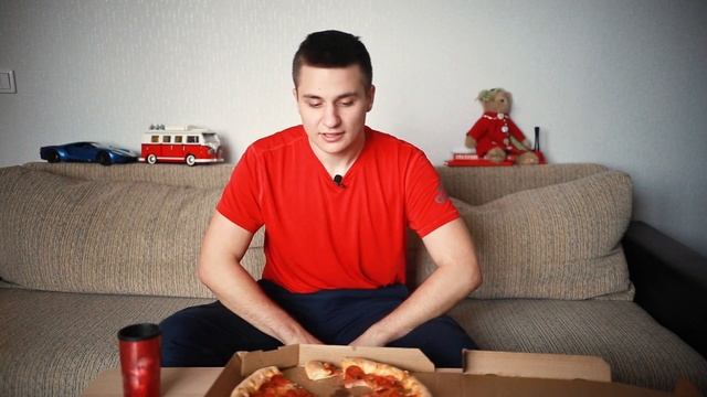 Лучшая сеть пиццерий? Обзор Domino's смотреть онлайн