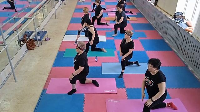 В центре активного долголетия 63+...? смотреть онлайн