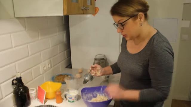 Вкусный луковый пирог, пирог луковый с плавленным, луковый пирог
