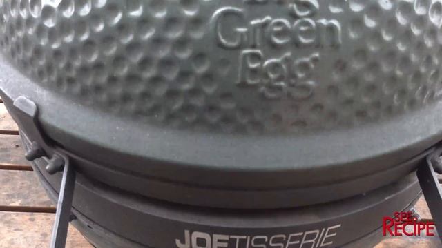 BIG GREEN EGG Rotisserie | Whole Chicken Joetisserie смотреть онлайн