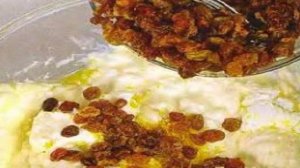 Пирог с изюмом