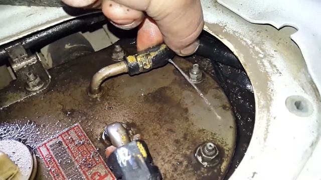 когда в салоне пахнет бензином. смотреть онлайн