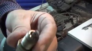 Замена свечей зажигания на Лада Приора.