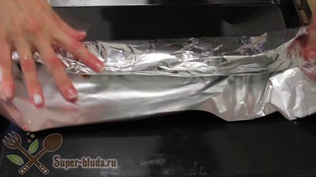 Свинина в фольге. Нежная свинина в фольге в духовке. Как приготовить свинину смотреть онлайн