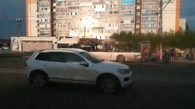 В Кировском районе Волгограда сгорел рейсовый автобус №55 смотреть онлайн