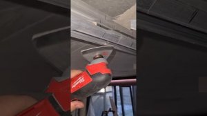 Обзор на Реноватор от компании Milwaukee M12