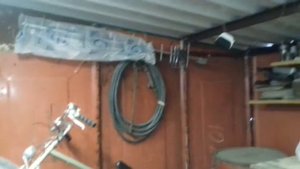 с 2х железных гаражей сделать один 5х8