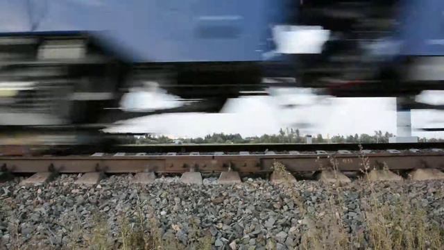 Стук колес KZ8A-0004 и ВЛ80т-1200 на ЭК ВНИИЖТ смотреть онлайн