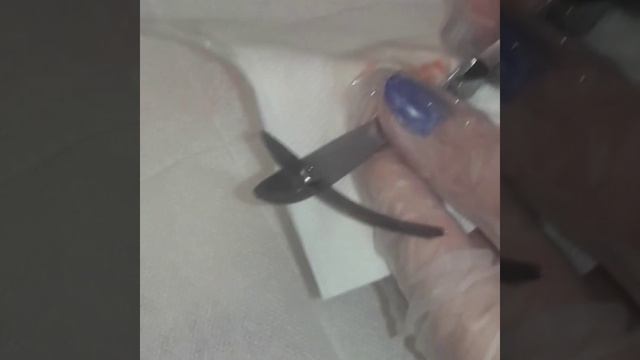 Как очистить ржавые щипчики для маникюра смотреть онлайн