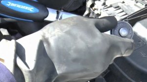 '10 Peugeot 3008. 1.6 HDi. Diesel Engine Oil Change.