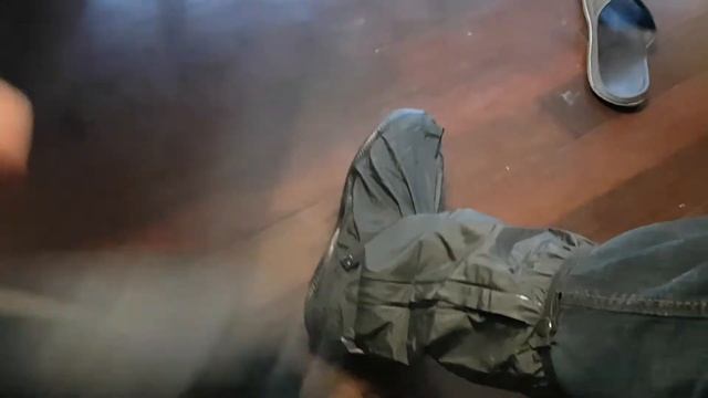 Water resistant boot covers. Противодождевая защита обуви смотреть онлайн