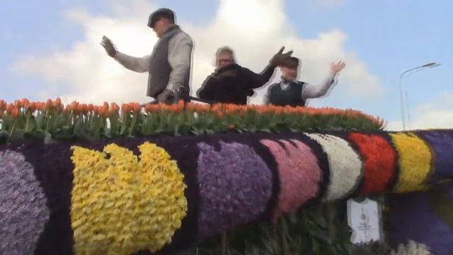 Парад Цветов в Голландии 2019 часть 1 смотреть онлайн