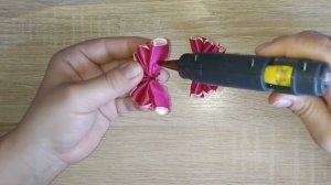 Красивые цветы из лент. Цветы из лент. Как сделать цветы из лент.