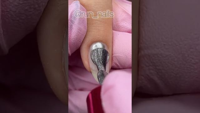 ?Сделала новогодний маникюр с тигром ? #shorts #nails #nailart смотреть онлайн
