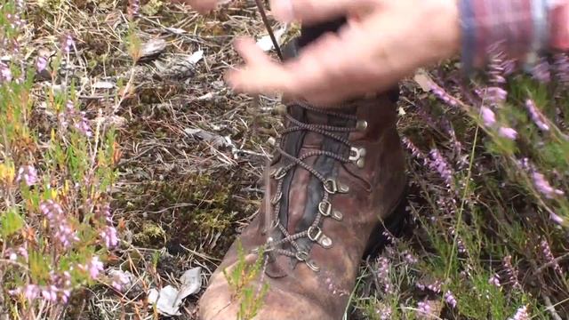 ШНУРОВКА ТРЕККИНГОВЫХ БОТИНОК. "Свободная" смотреть онлайн