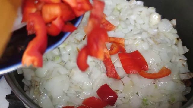 ТЕФТЕЛИ в ОВОЩНОМ СОУСЕ! ВКУСНЫЙ ОБЕД ДЛЯ ВСЕЙ СЕМЬИ!!! смотреть онлайн