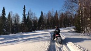 Путешествие на снегоходах на приют Таскыл-Кантри.