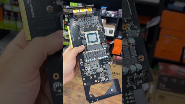 Воскрешаем эксклюзивную RTX 3080 смотреть онлайн