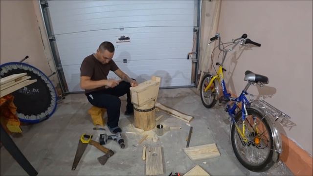 Работаю на участке/ сделал вешалку для одежды/собираем урожай с огорода / жизнь в деревне смотреть онлайн