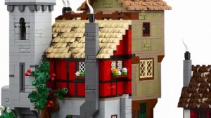 DETAILED Breakdown of the Medieval Town Square | Lego 10332