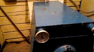 Твердотопливный котел (solid fuel boiler).