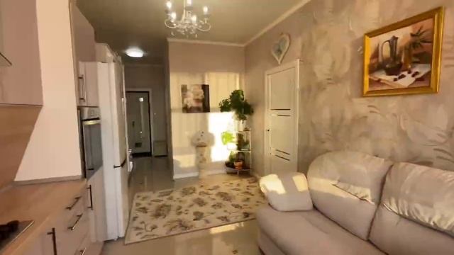 Продается уютная однокомнатная квартира в центре  Геленджика. Супер цена.