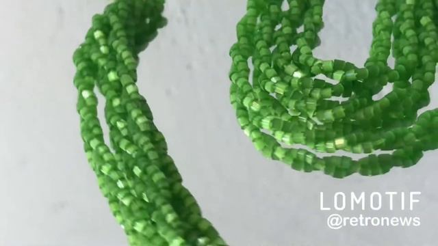 СТАРИННОЕ КОЛЬЕ САТИНОВОЕ СТЕКЛО ЧЕХОСЛОВАКИЯ смотреть онлайн