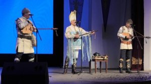 Хакасский театр "Читіген" 35 лет. Музыкальный номер от алтайцев, алтайского театра. Болот Байрышев