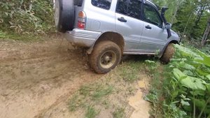 Работа грязевой шины в глине, FORTUNE MASPIRE M/T