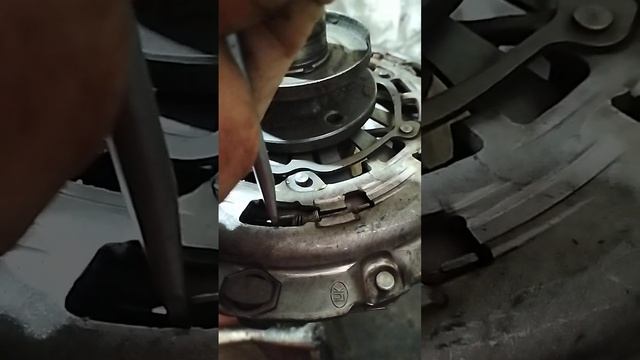 . взвод корзины сцепления Опель астра смотреть онлайн