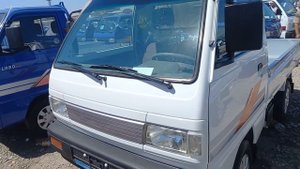 НАРХИ ЛАБО БОЗОРИ ХУДЖАНД МОШИНБОЗОРИ ХУЧАНД