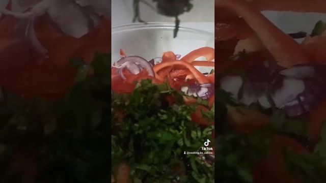 салат из красный капусты . смотреть онлайн