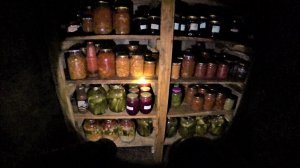 Осень в разгаре подвалы битком