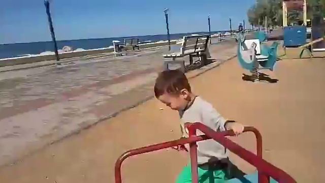 Внуки(16) смотреть онлайн