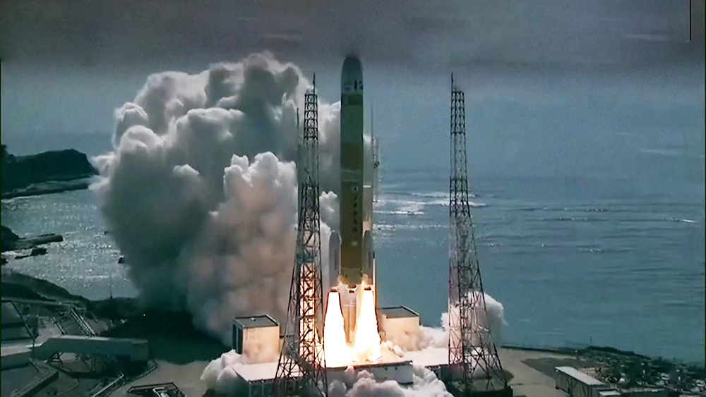 Новая японская ракета-носитель самоуничтожилась в прямом эфире / События на ТВЦ