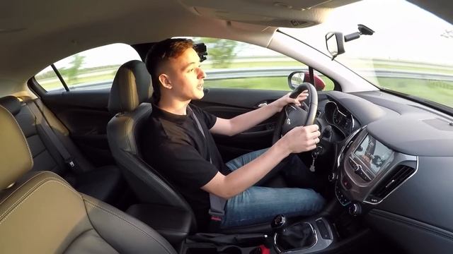 Comparativo Sonoridad | Chevrolet Cruze & Ford Focus | 2018 | Manejando смотреть онлайн