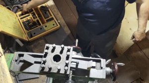 Распаковка токарного патрона sanou k11-80. Фрезеровка резцедержки токарного станка.