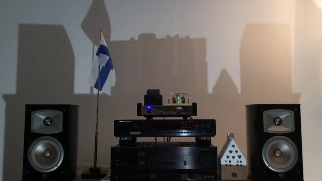 Yamaha NS333+ HCT hybrid tube amp part2 смотреть онлайн